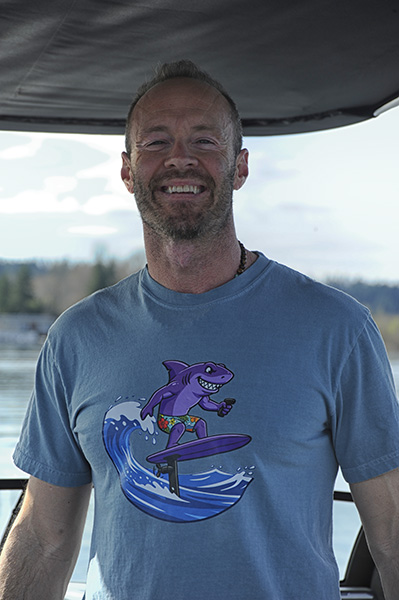 Digging the Rocco Riptide t-shirt. merch photo Digging the Rocco Riptide t-shirt. merch photo
