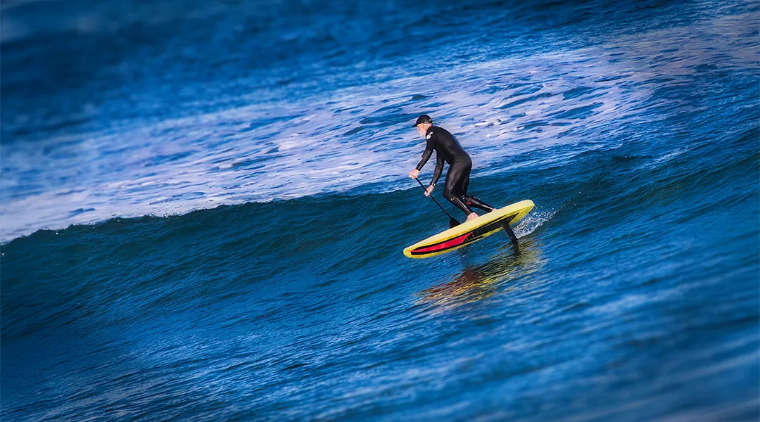 SUP Foiling Live Action Image