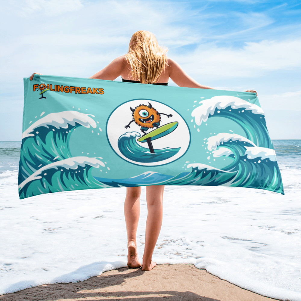 Screamin Eeee Beach Towel - Image 3